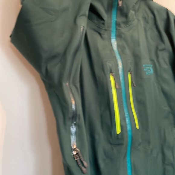 Mountain Hardware Waterproof Shell - Picture 3 of 5